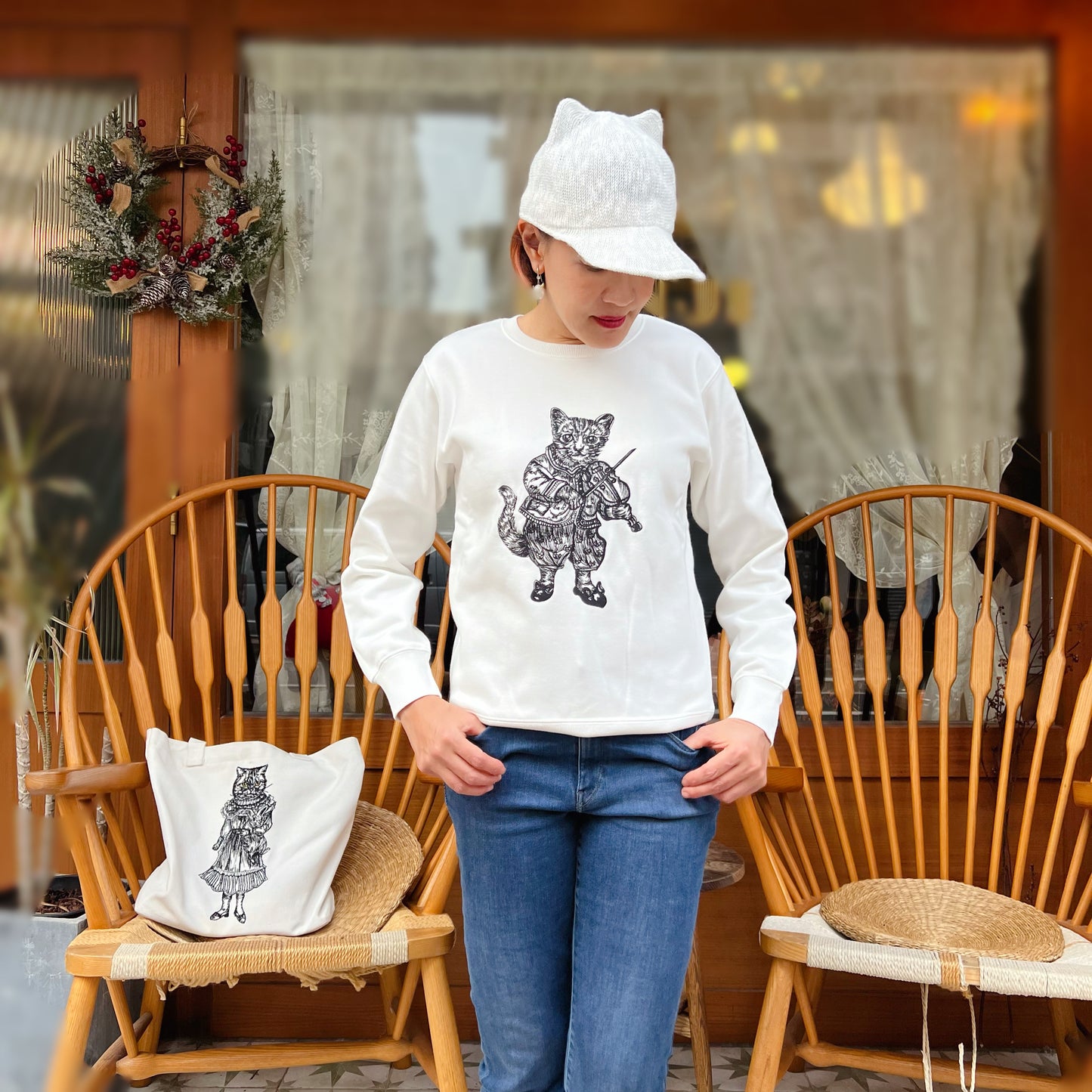 Violin cat embroidery sweatshirt