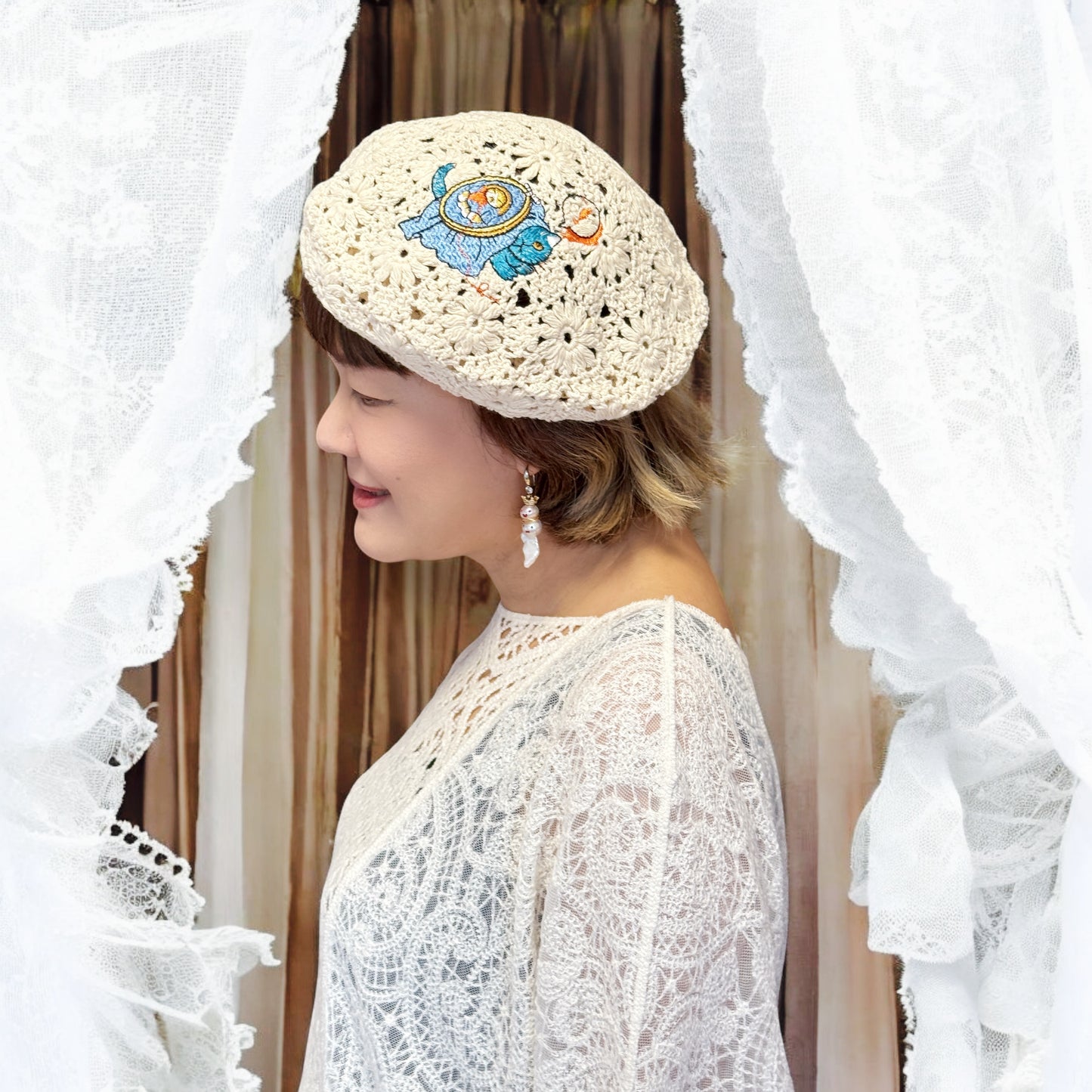 Crochet and lace embroidery beret