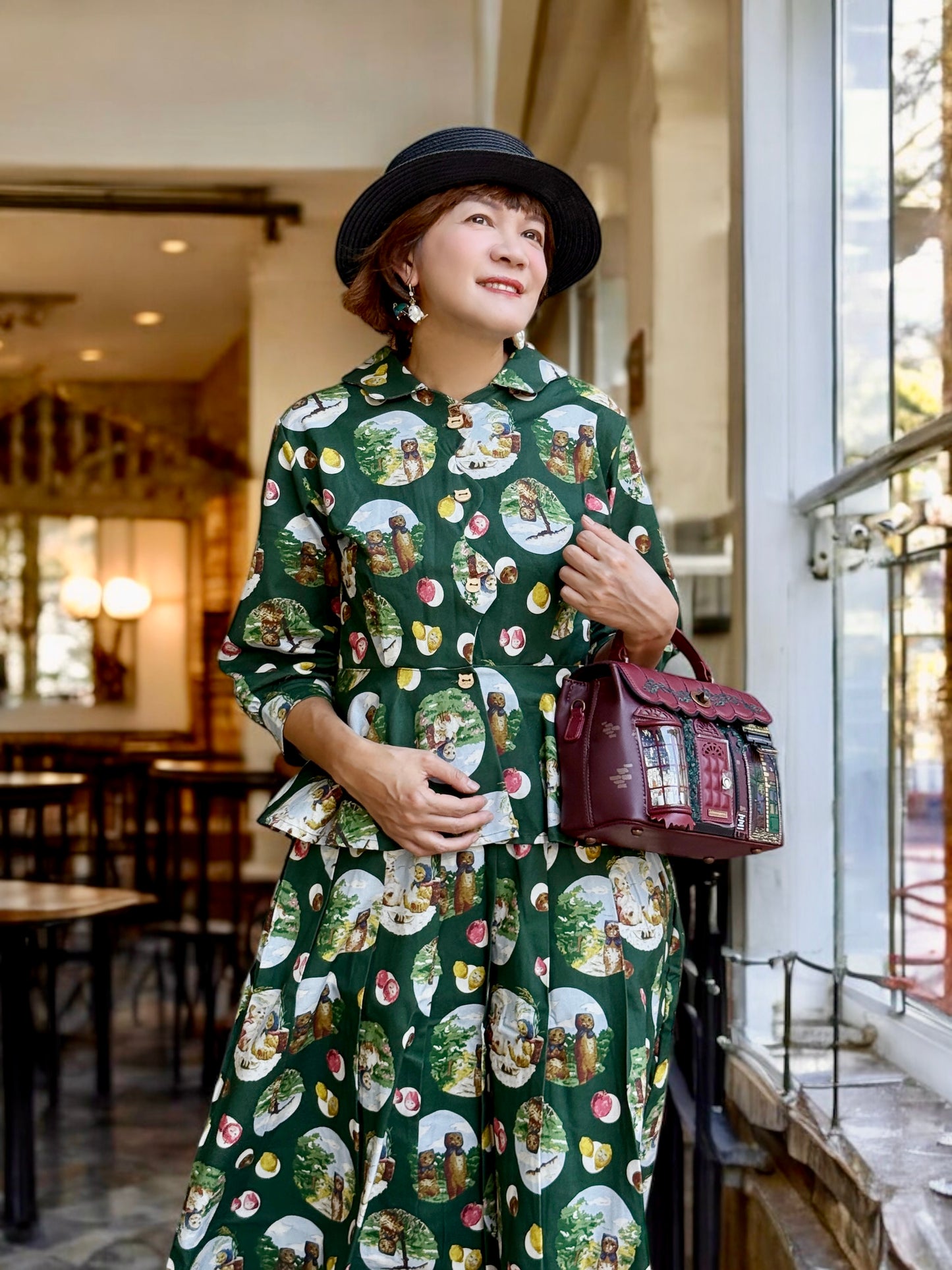 Picnic cats pattern shirt