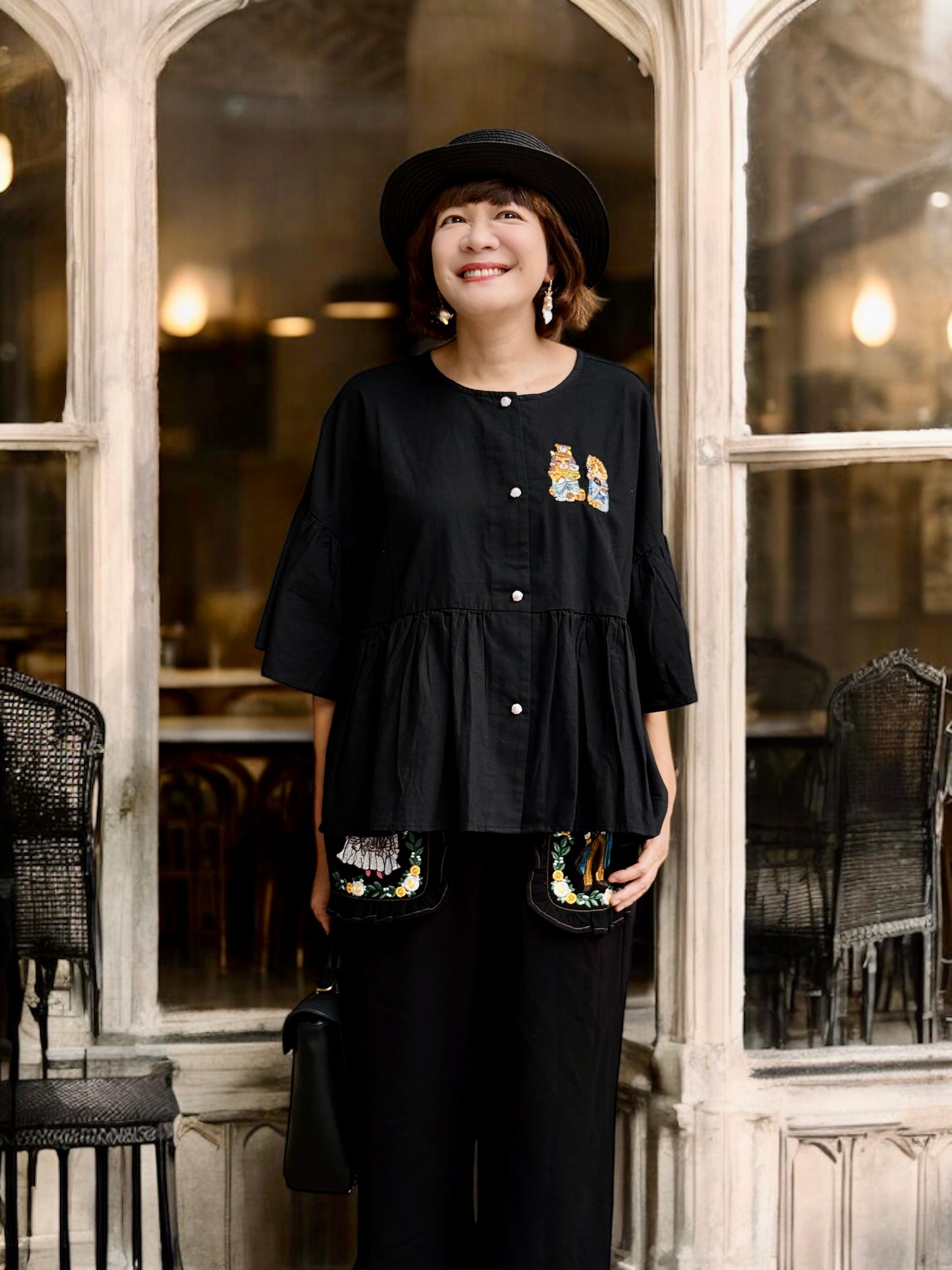 Loose fit ruffles top