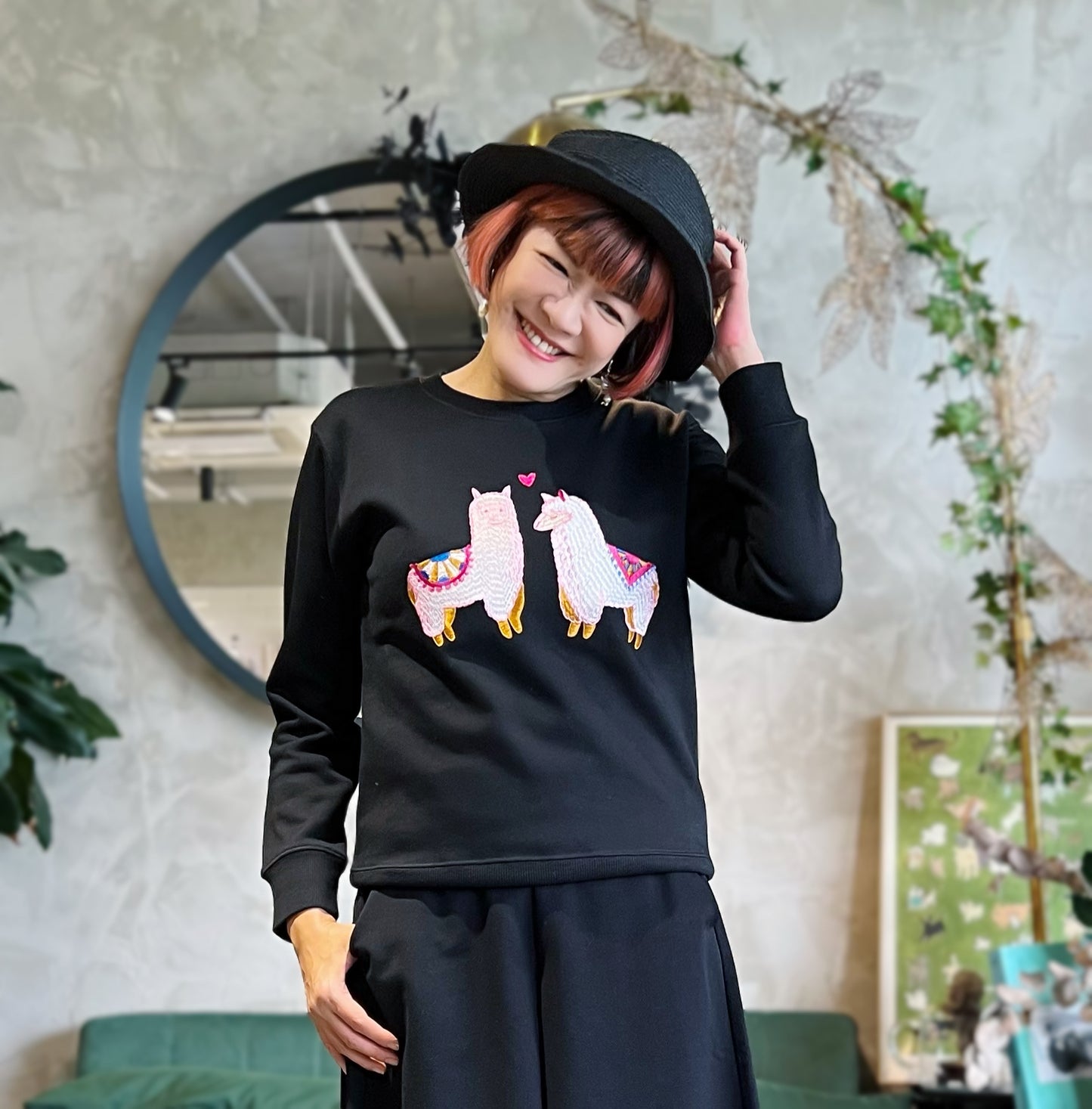 Alpaca couple sweatshirt