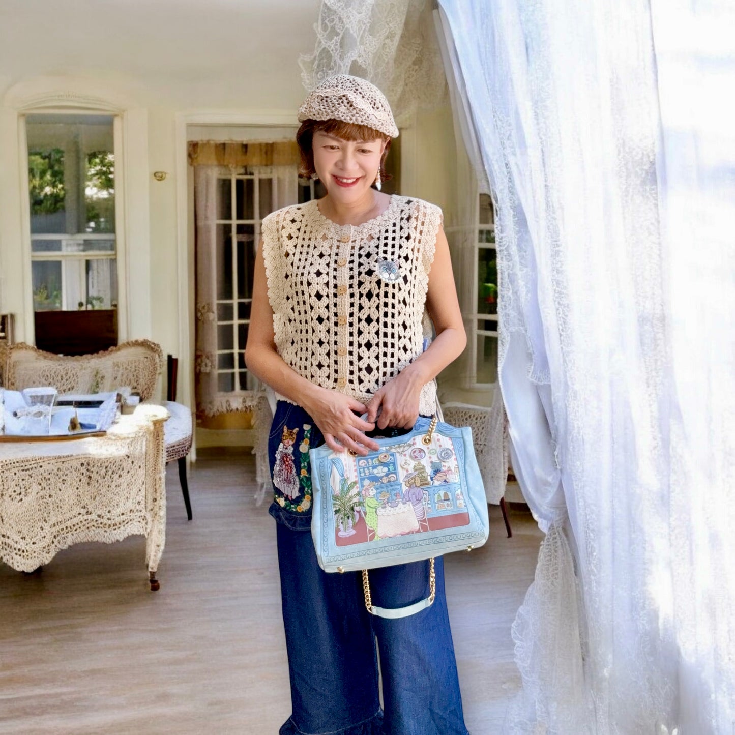 Victorian tea room sienna bag