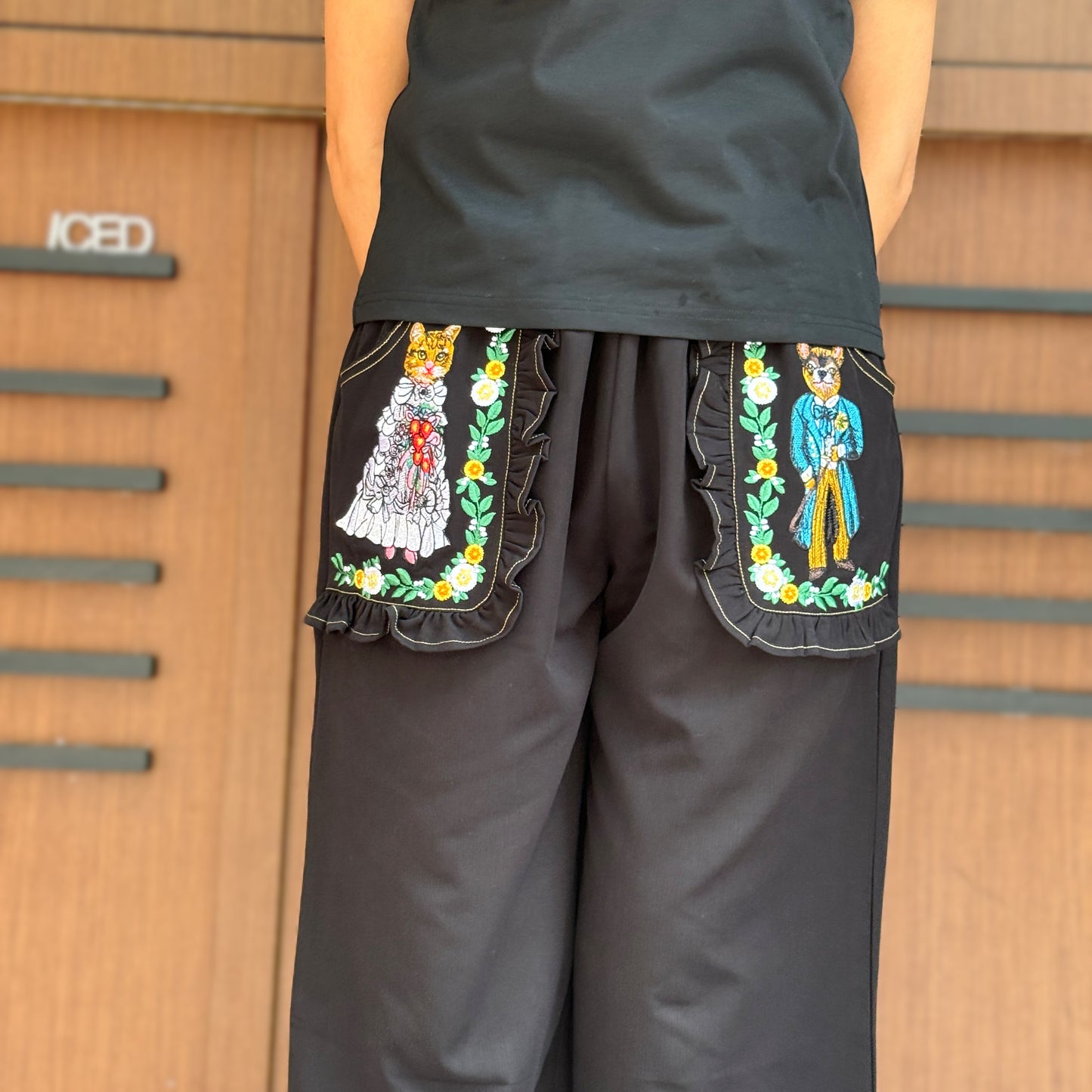 Happy animals embroidery denim pants