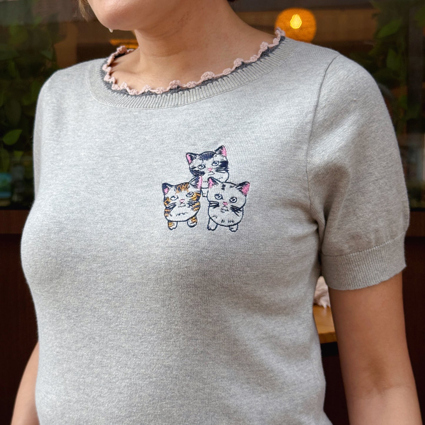 Three cats embroidery and hand crochet sweater