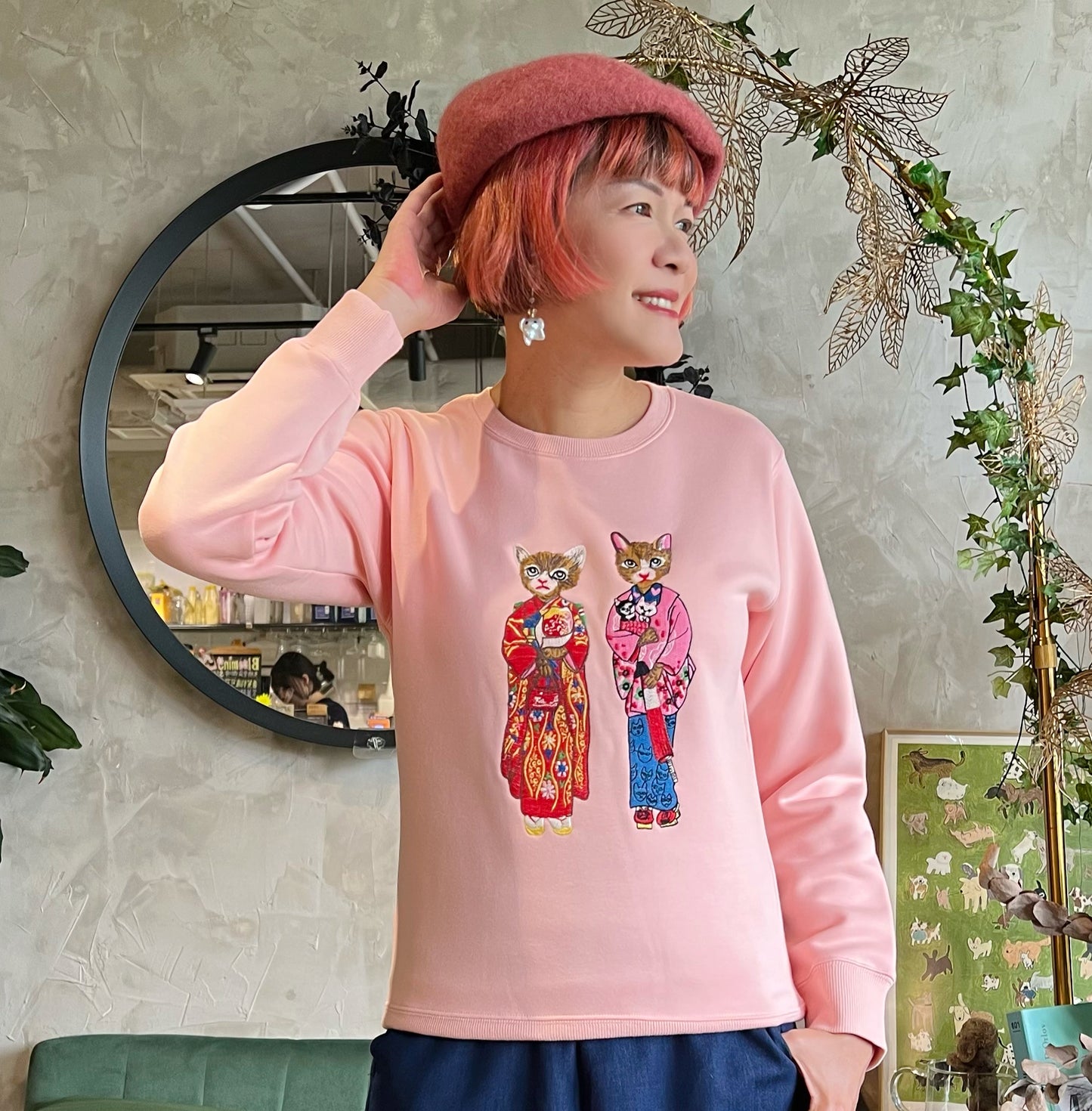 Kimono cat embroidery sweatshirt