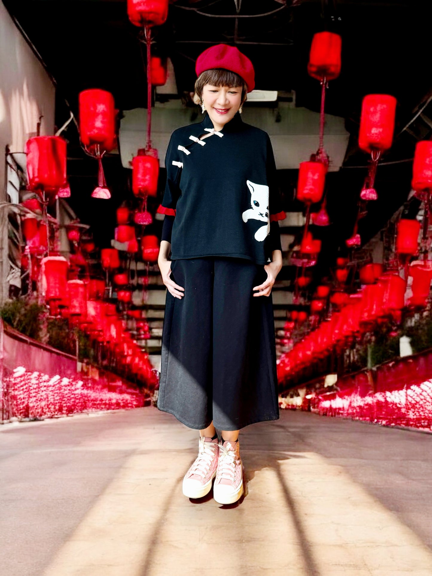 Chinese collar cat embroidery sweater