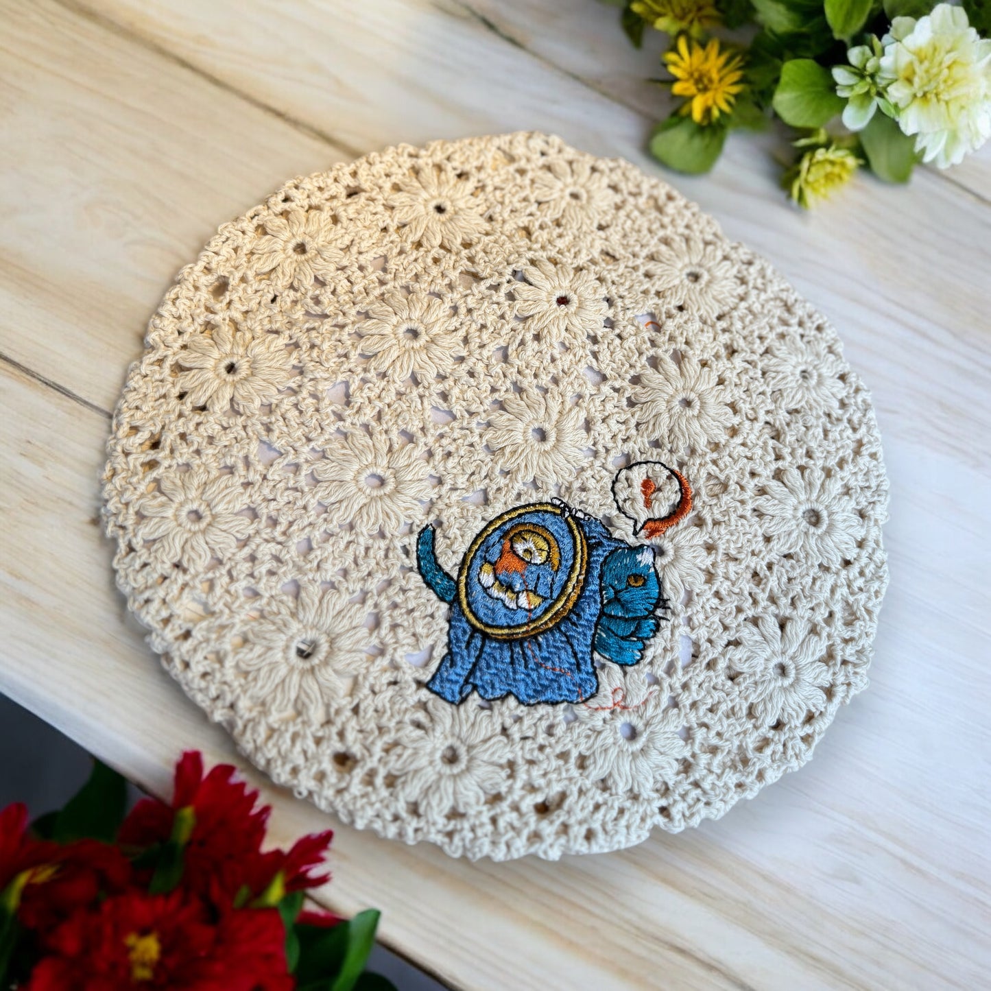 Crochet and lace embroidery beret