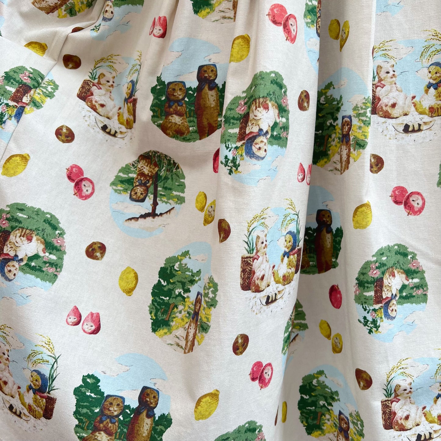 Picnic cats midi skirt