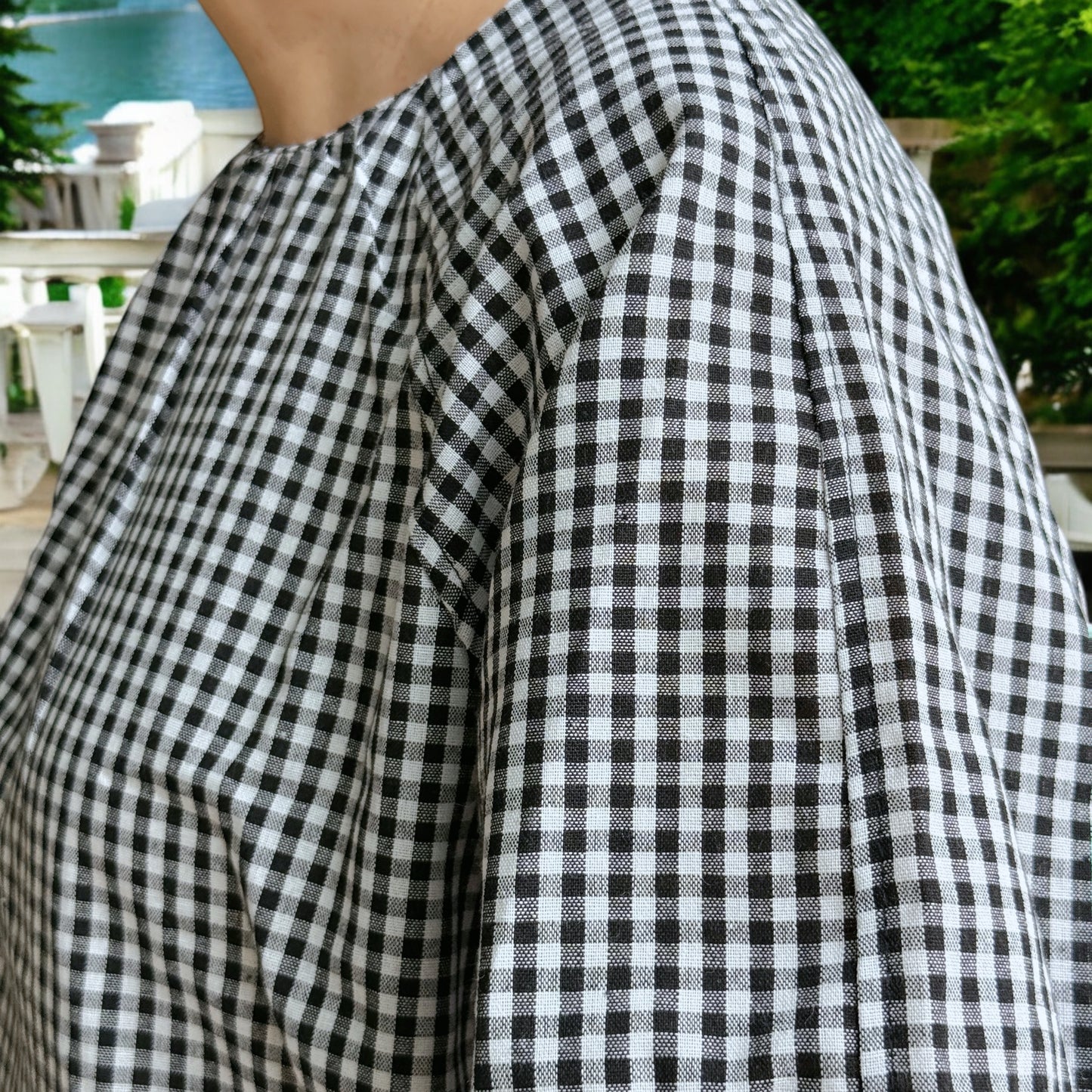 Tartan shirt with cat embroidery