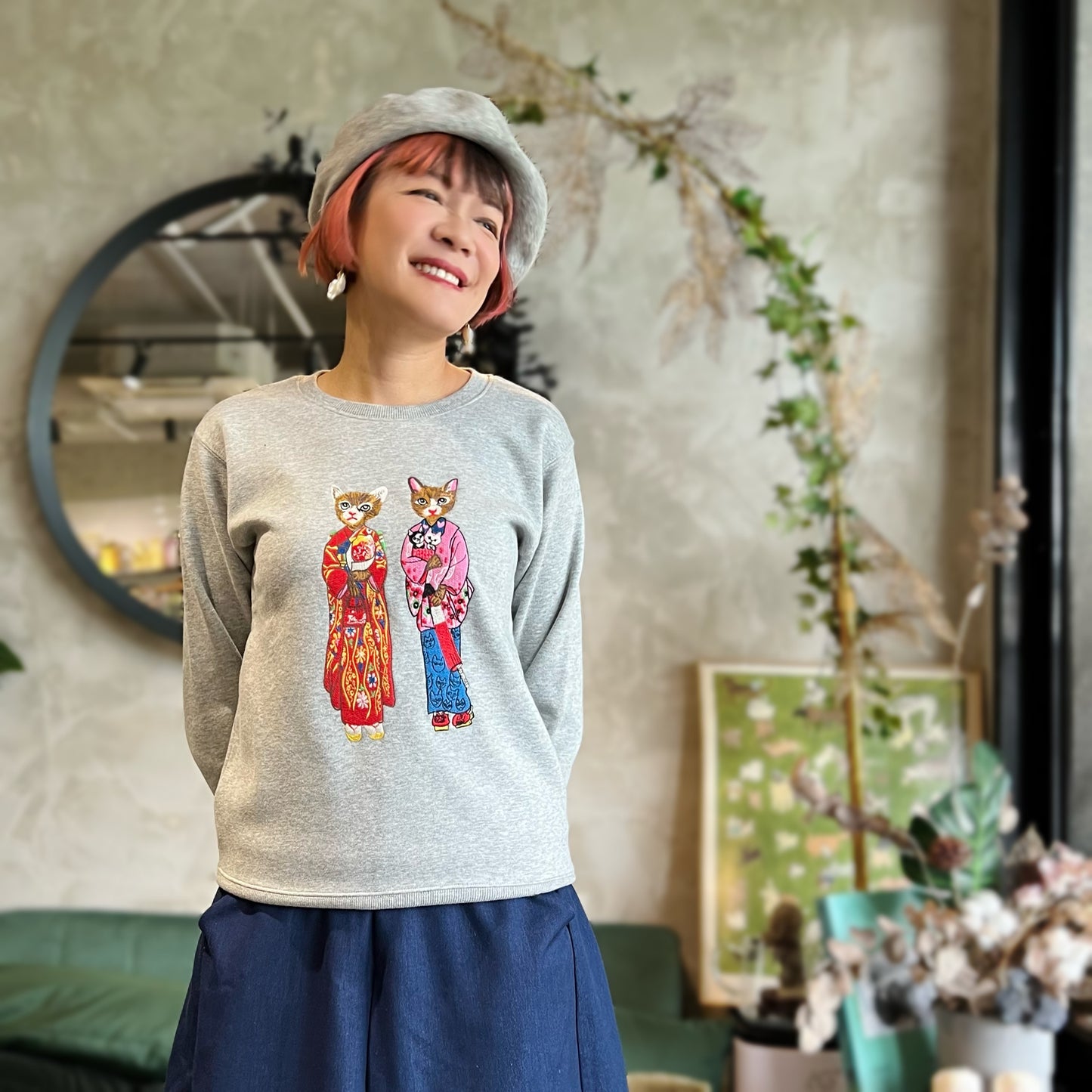 Kimono cat embroidery sweatshirt