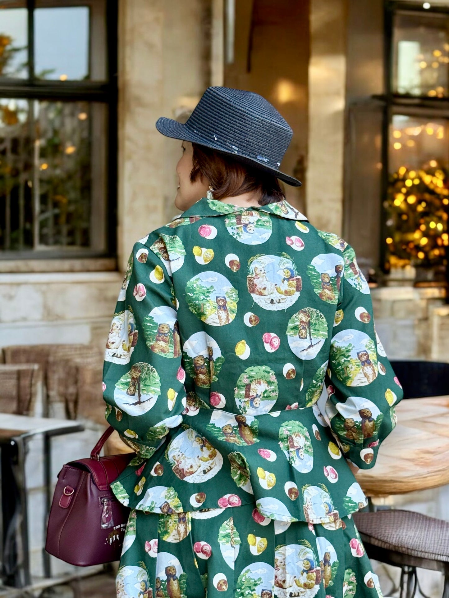 Picnic cats pattern shirt