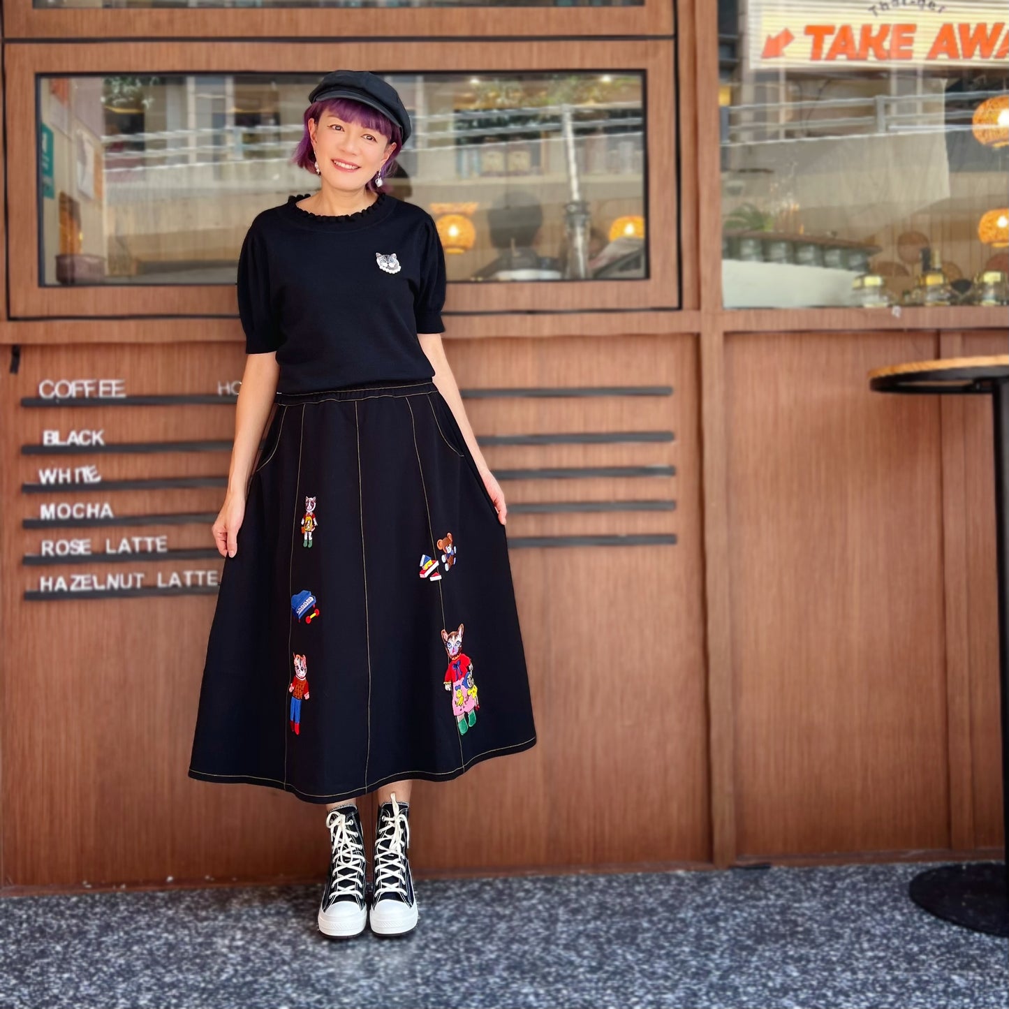 Showa kitten embroidery denim skirt