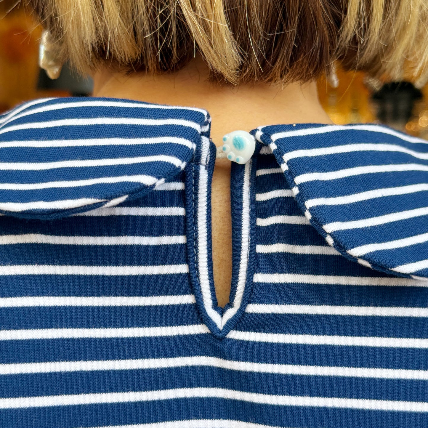 Black and white cat embroidery top :