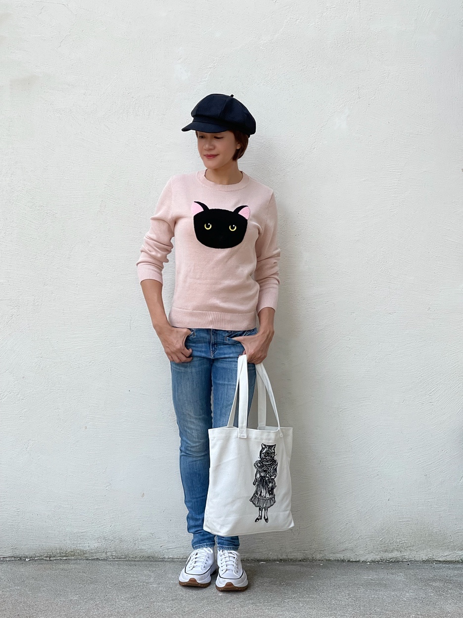Black Lady cotton pullover