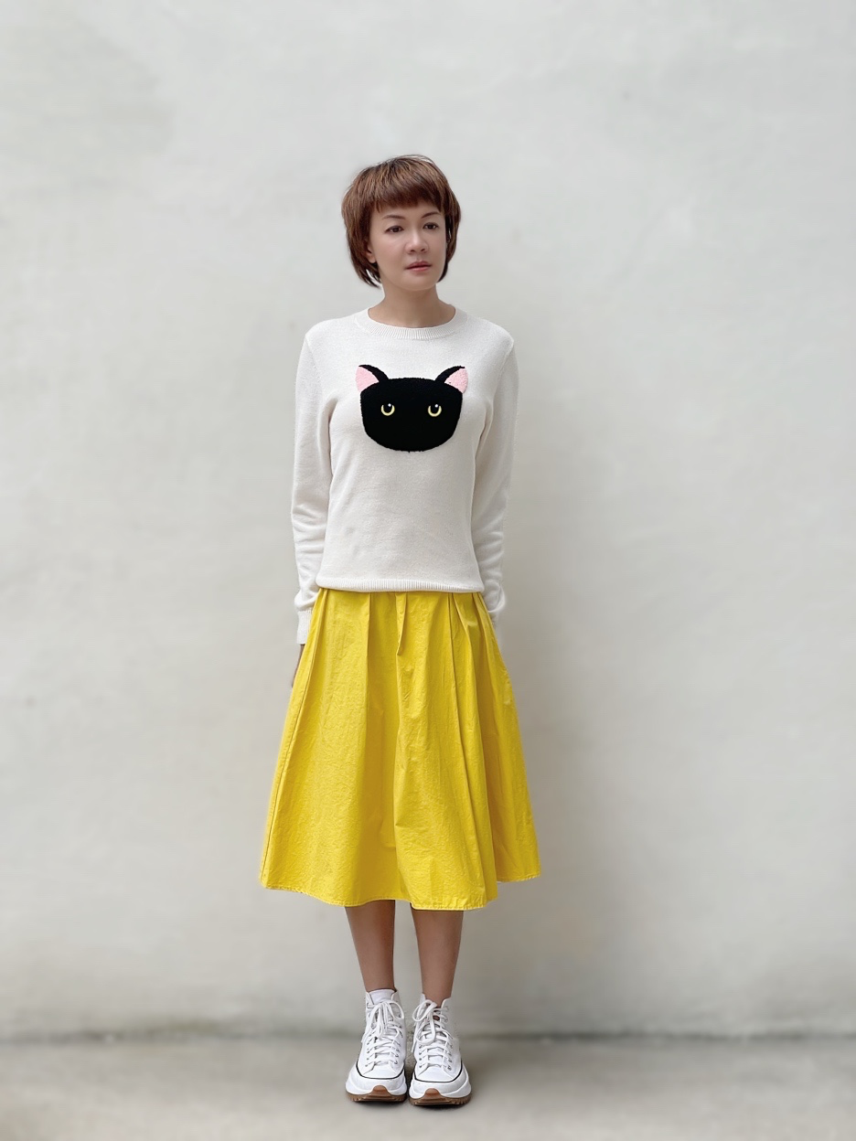 Black Lady cotton pullover