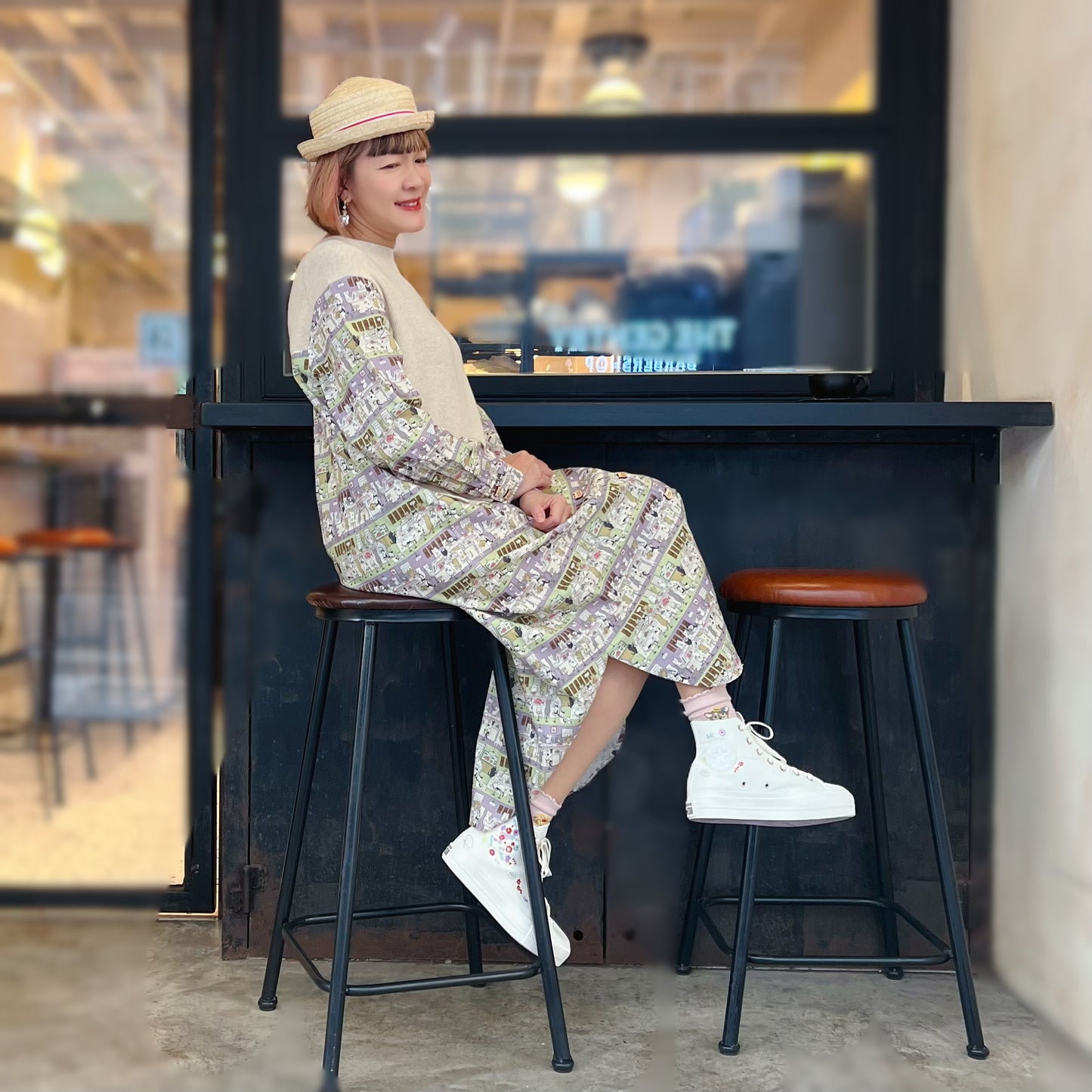 Sushi shop cat knit fabric dress