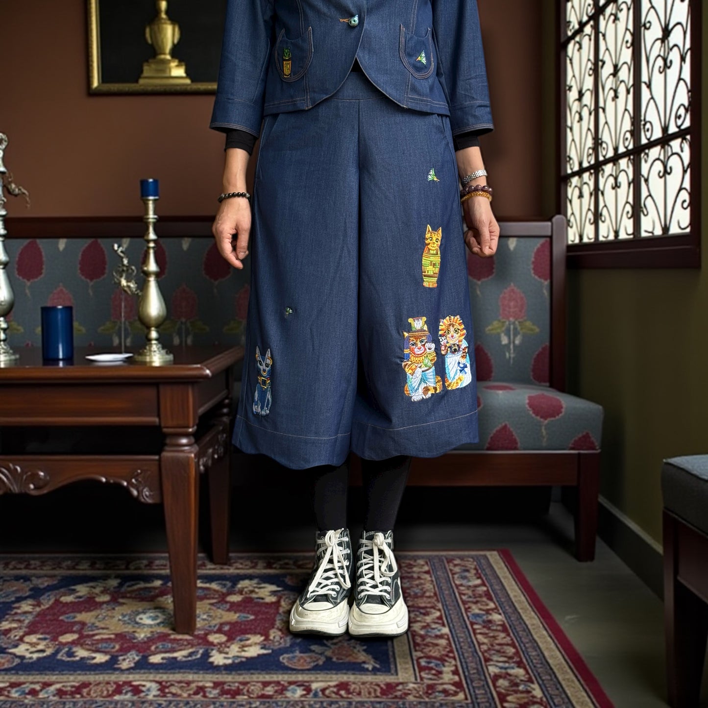 Egyptian cats embroidery skirt pants