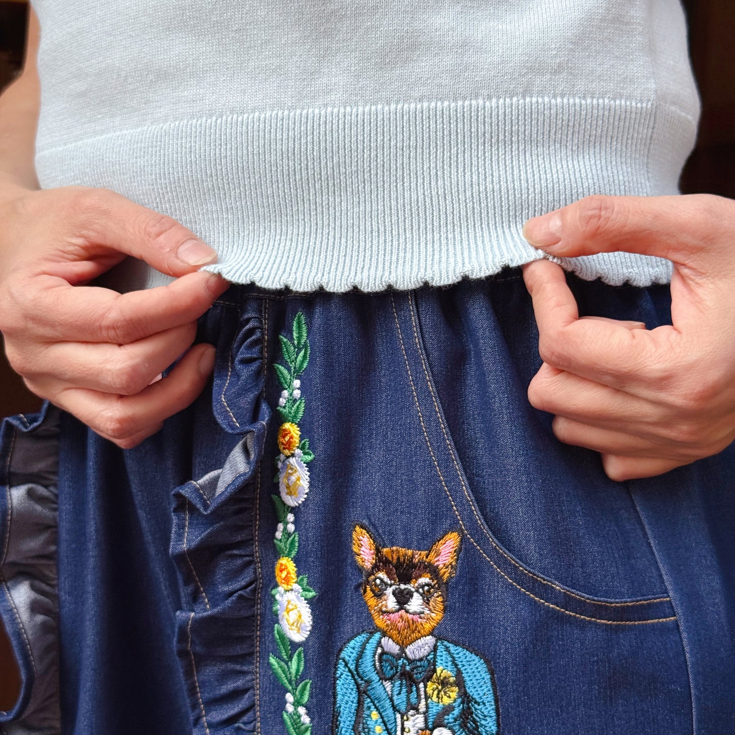Three cats embroidery and hand crochet sweater