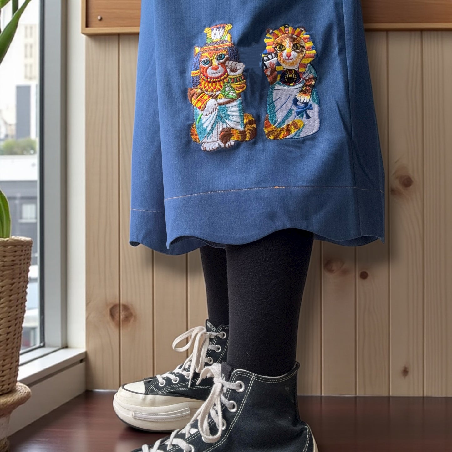 Egyptian cats embroidery skirt pants