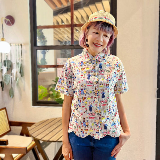 Animals gardening wave hem shirt