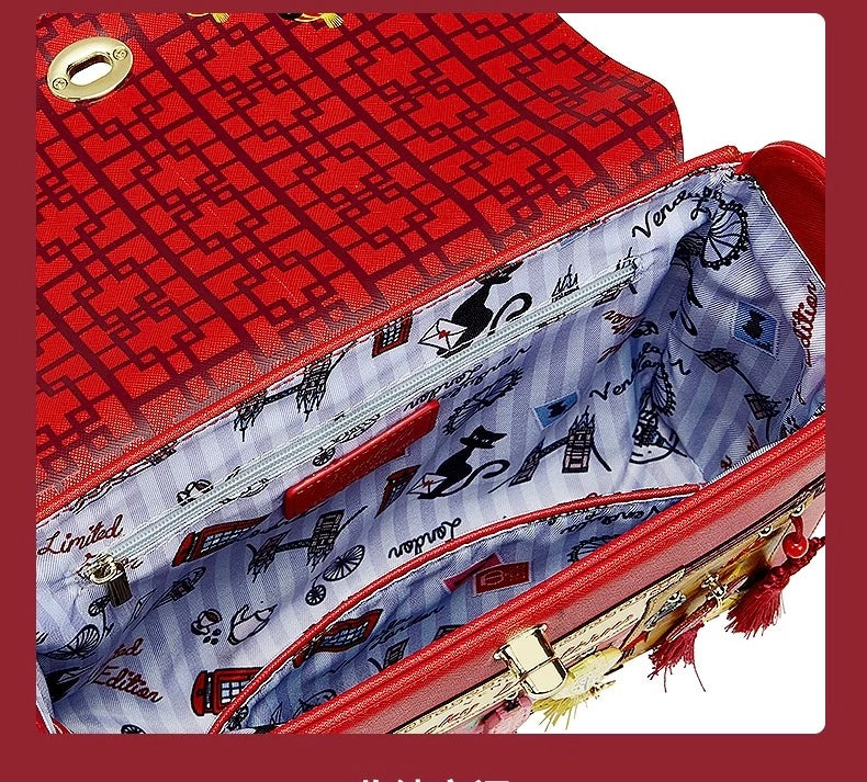Vendula special edition
Lucky lanterns -year of the horse box bag