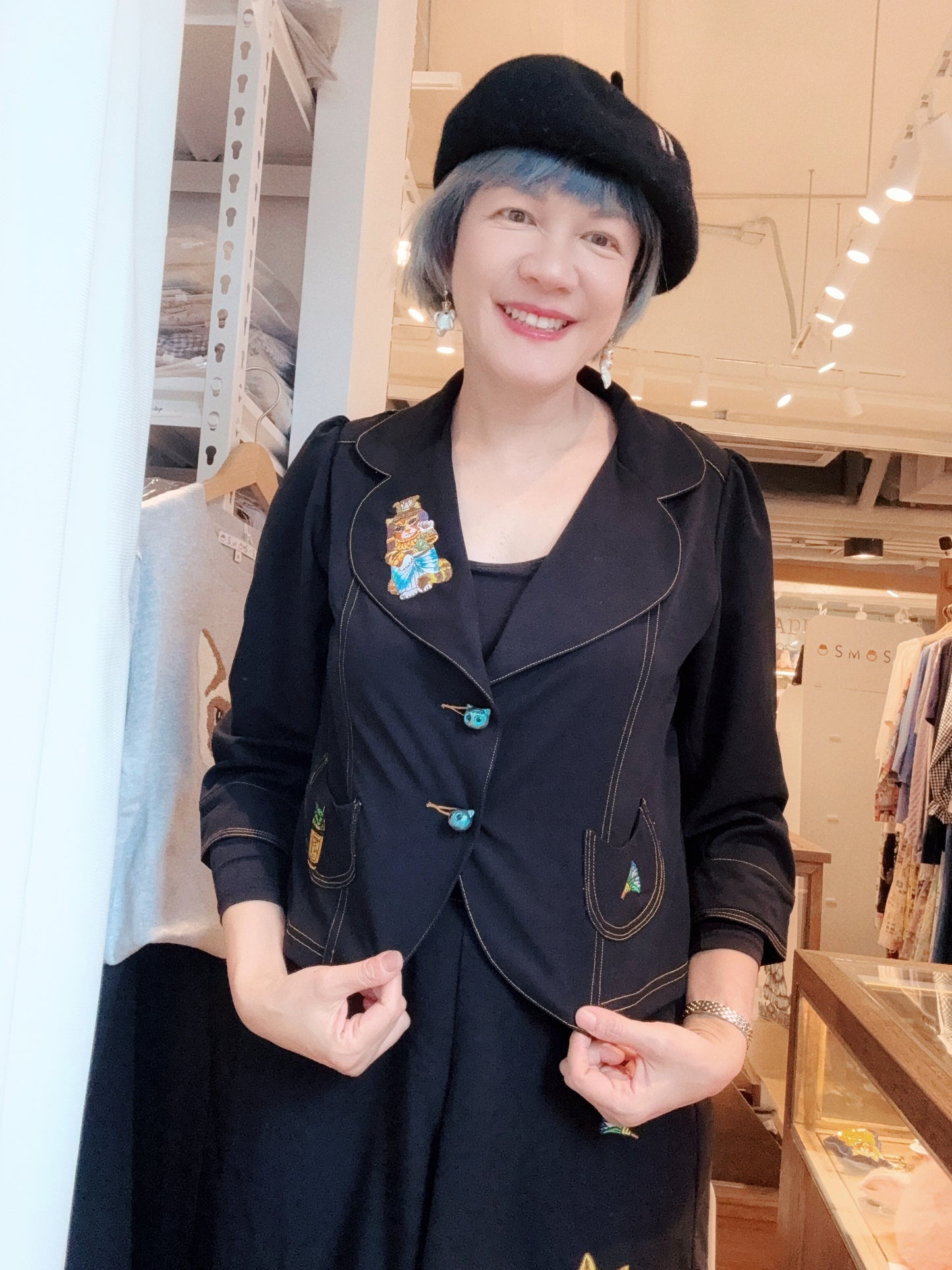 Egyptian cats embroidery denim jacket