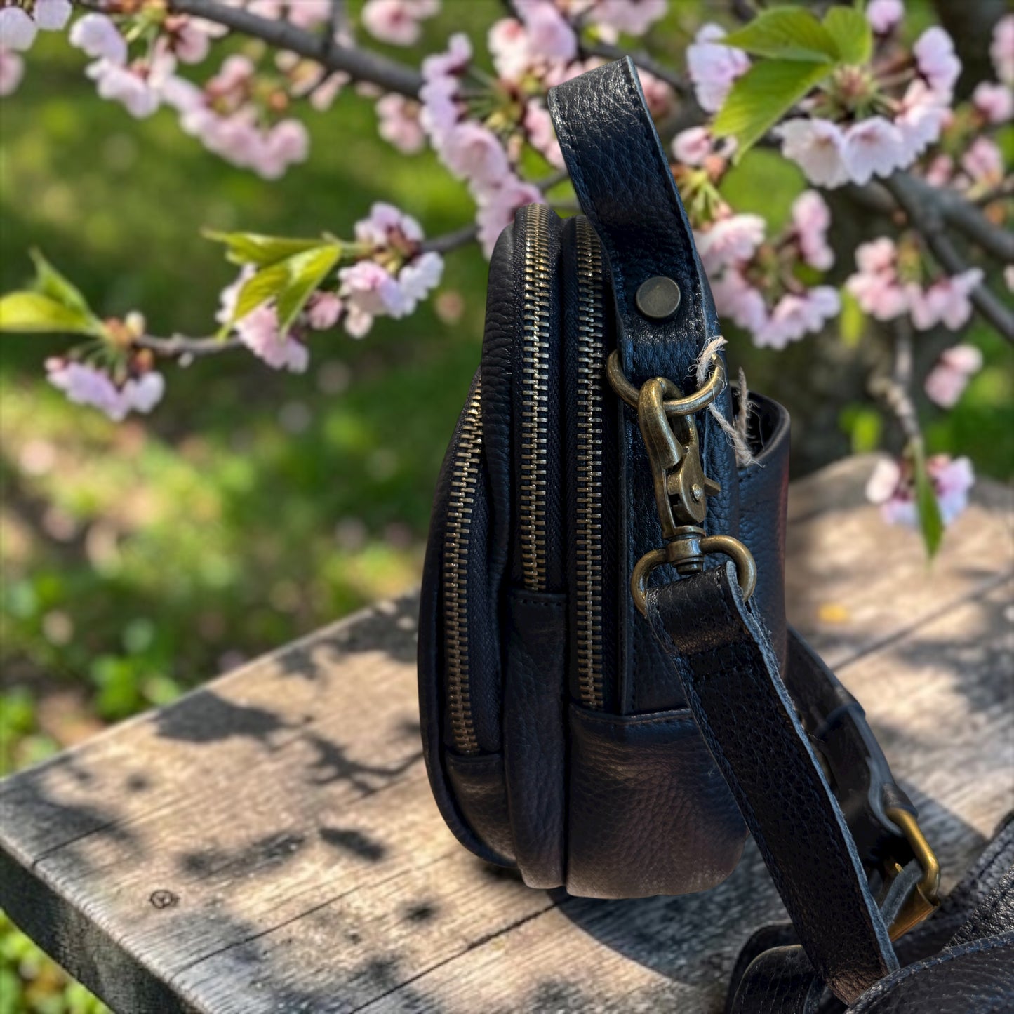 Cat painting leather bag