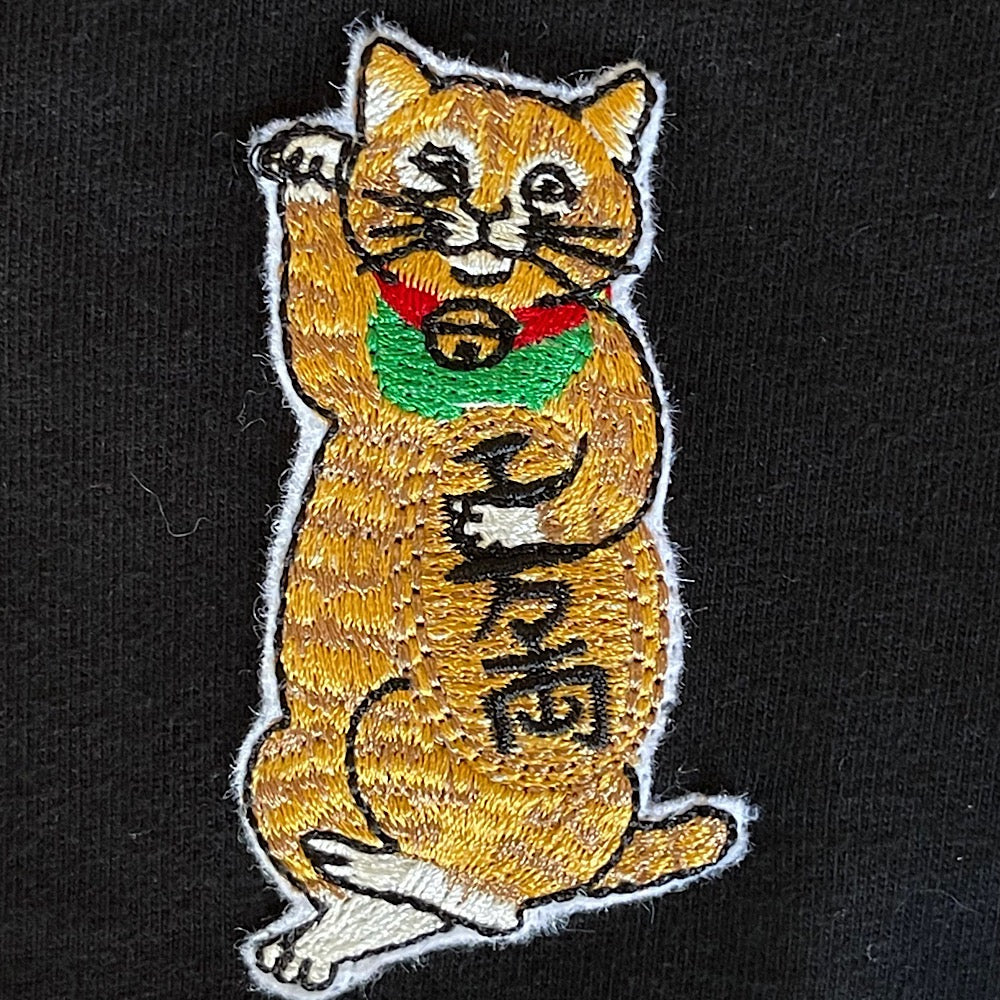 Wealthy And Lucky Cat Embroidery Tee