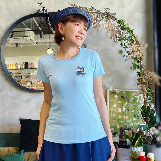 Dancing Cat’S Embroidery Tee